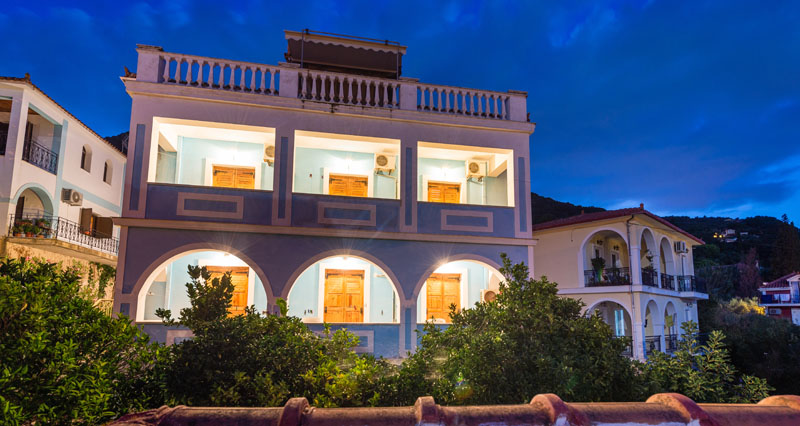 Blue Horizon Studios & Apartments  - pic #9