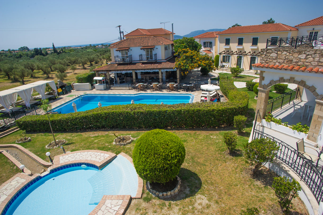 Anagenessis Village, ,