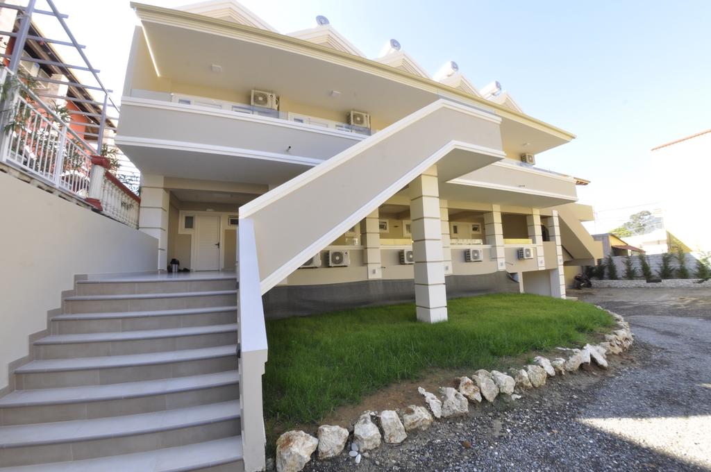 Agios Gordios Beach Resort 