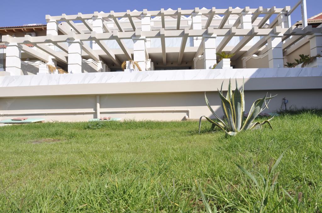 Agios Gordios Beach Resort 