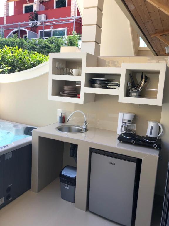 Agios Gordios Beach Resort 