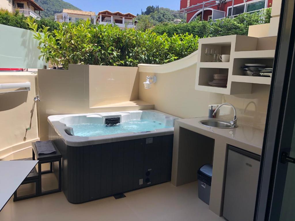 Agios Gordios Beach Resort 