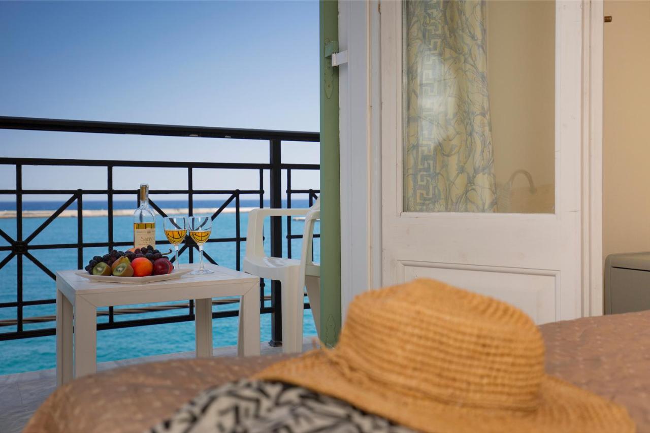 Samaina Port Hotel 