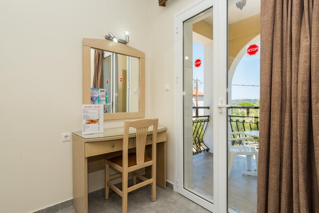 Rose Club Apartments