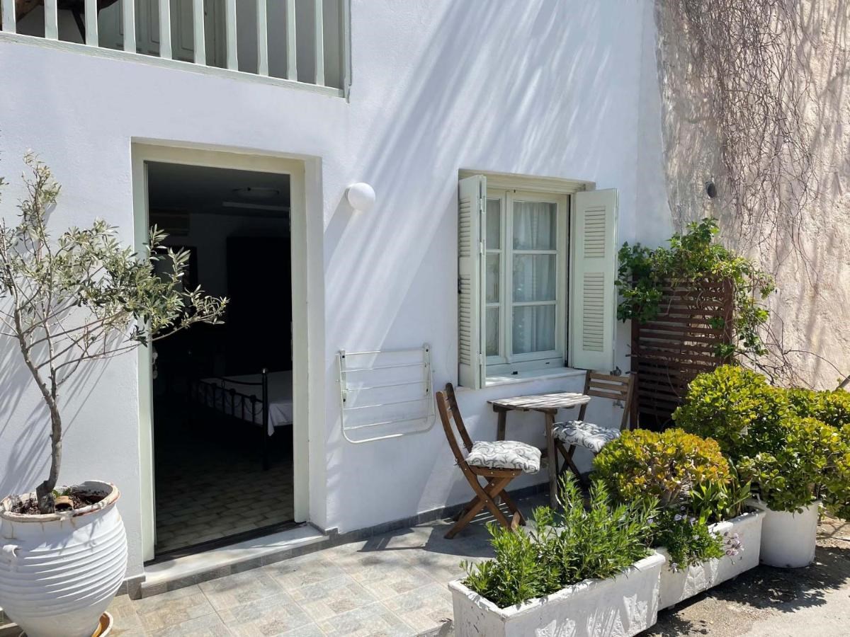 Areti Milos Guesthouse  - pic #26