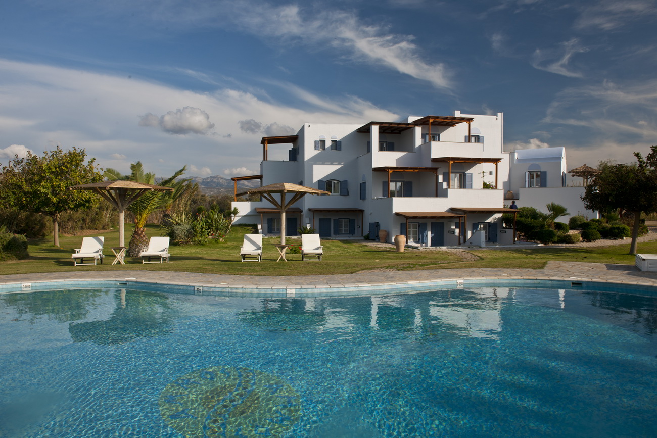 Ammos Naxos Exclusive Apartments & Spa  - pic #6