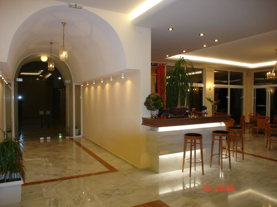 Andromeda Hotel Apartments  - pic #2